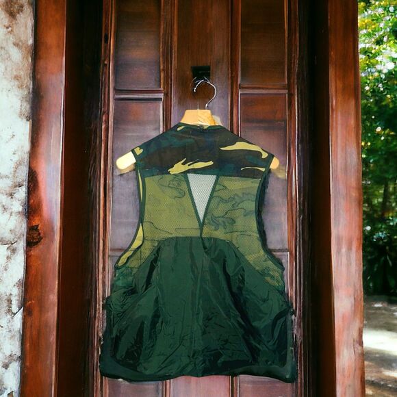 DUCK BAY Men’s Camo Hunting Vest Jacket Game Pouch Mesh Back Ammo Holder Sz L - Picture 2 of 6